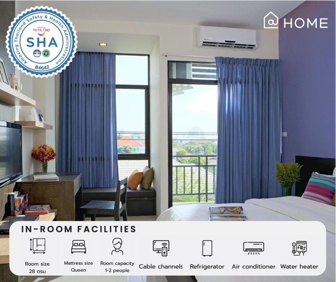 @Home Residence Bangkok Bagian luar foto