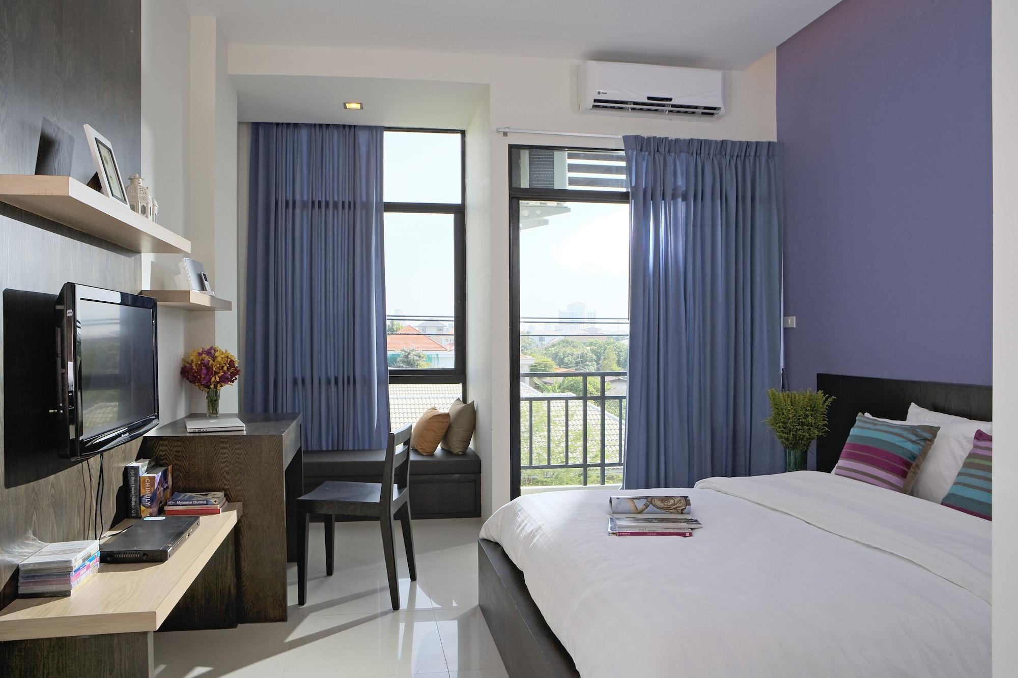 @Home Residence Bangkok Bagian luar foto