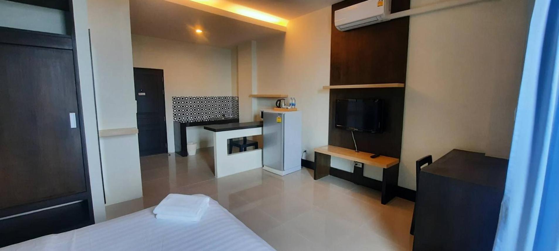 @Home Residence Bangkok Bagian luar foto