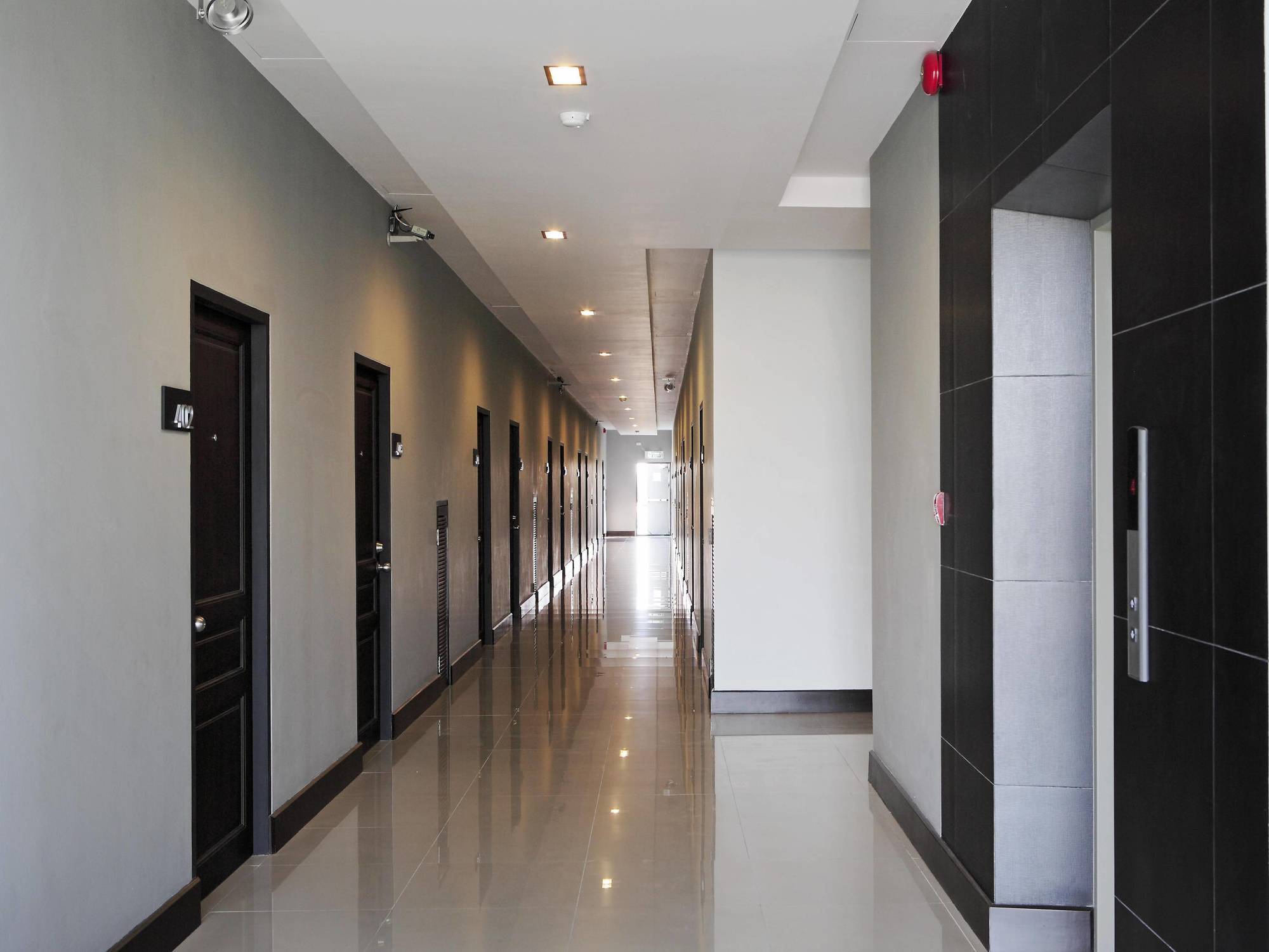 @Home Residence Bangkok Bagian luar foto