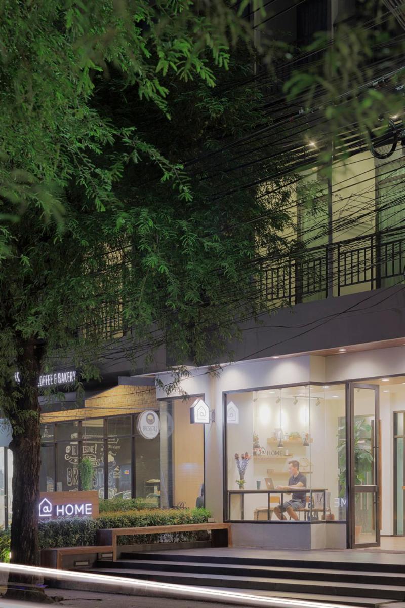 @Home Residence Bangkok Bagian luar foto